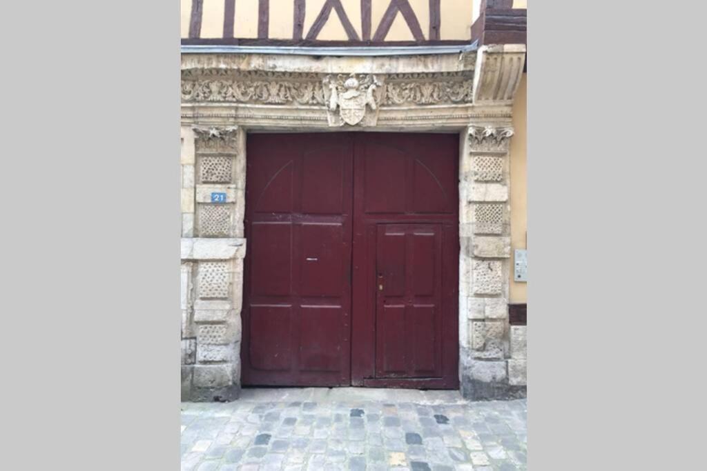 Charmant Studio Hypercentre Rouen Exterior photo